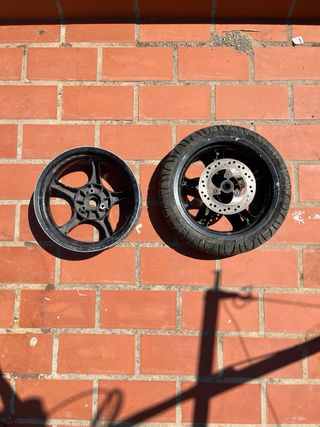 Llantas yamaha aerox