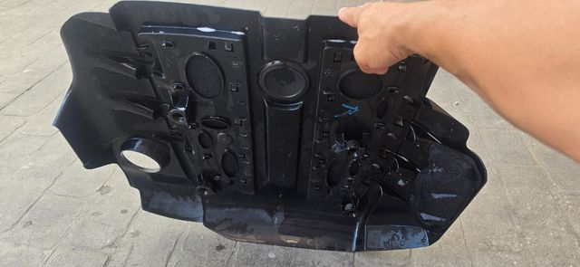 Tapa motor porsche cayenne , audi, vw 3000 tdi145c