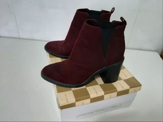 Botines granates Stradivarius