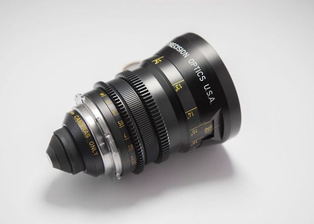 Lente Century Optics 2000 6mm T1.9 (S16) PL Mount