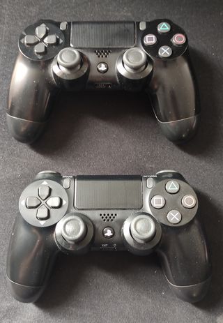 Ps4 Slim 1Tb + 2 mandos + juegos