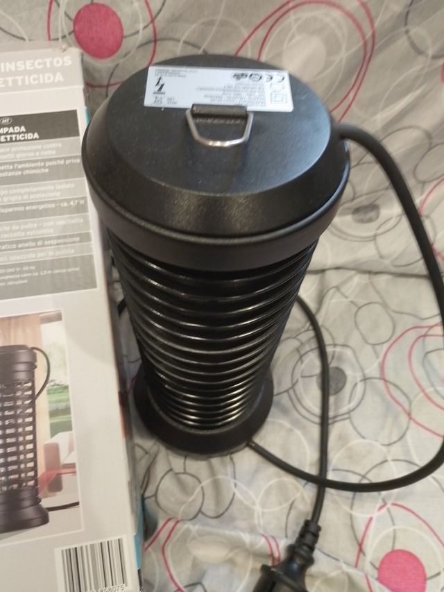 Lampara matainsectos mosquitos