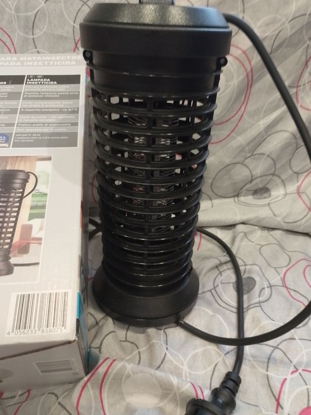 Lampara matainsectos mosquitos
