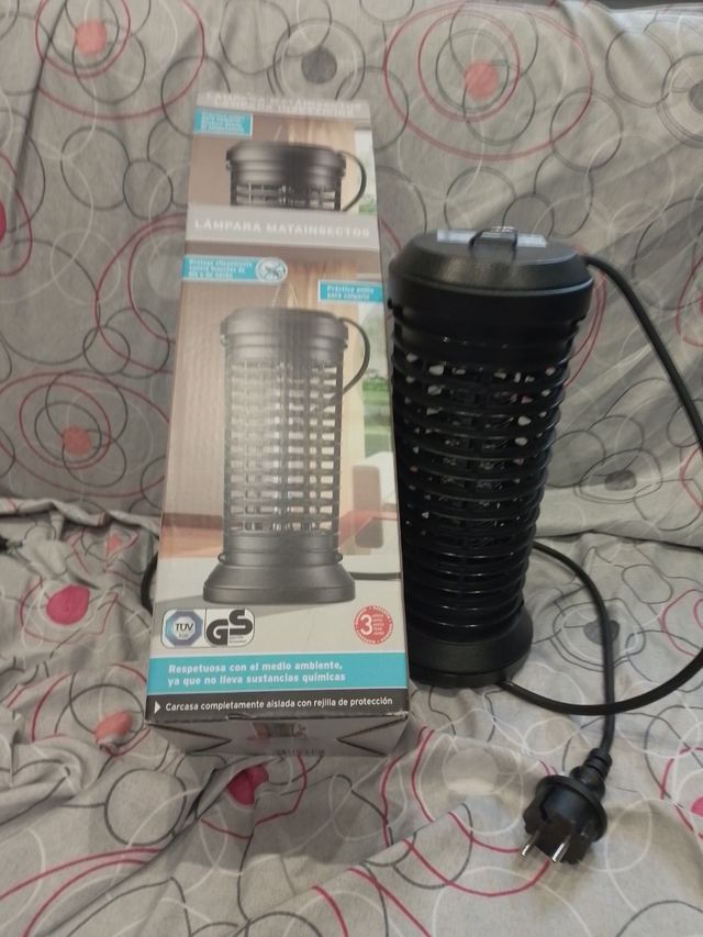 Lampara matainsectos mosquitos