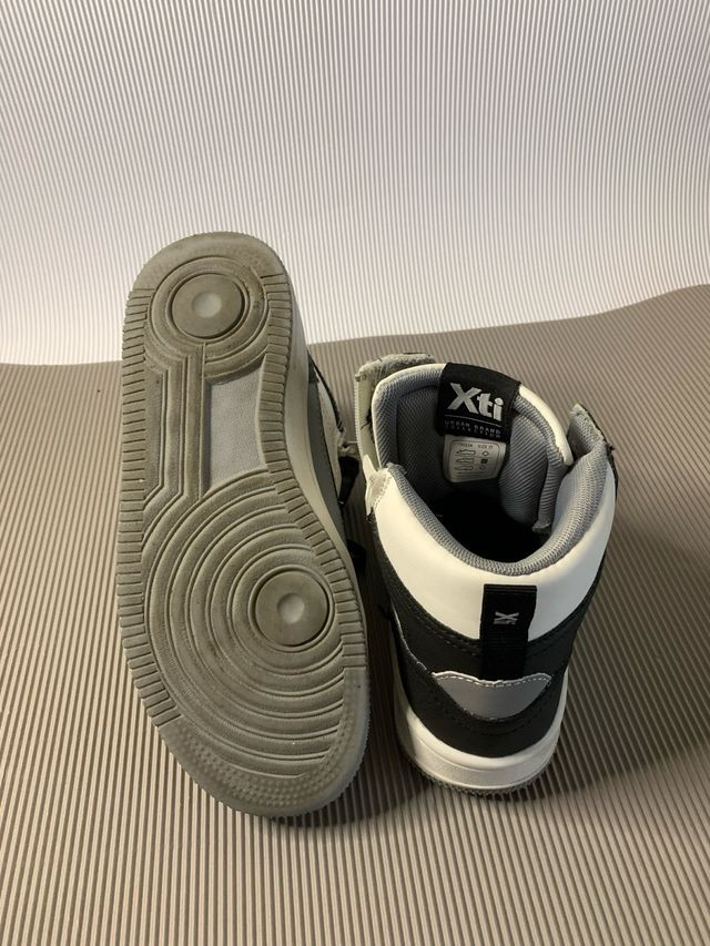 Zapatillas altas XTI