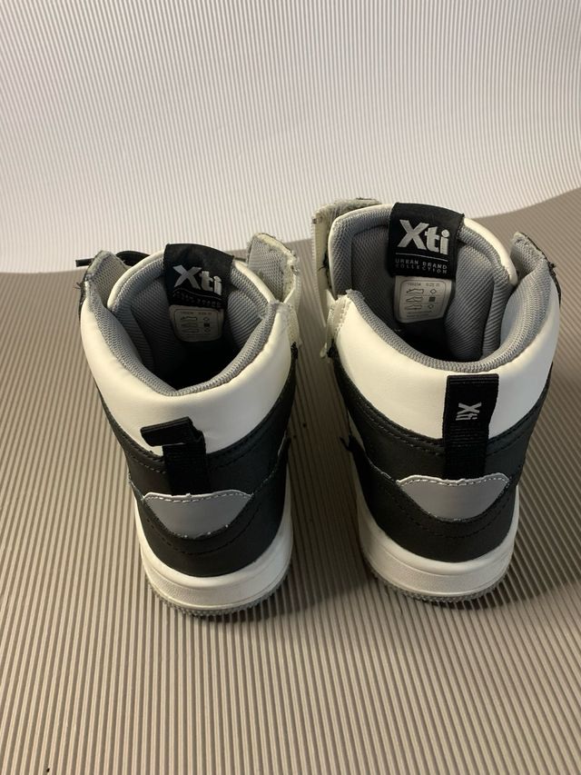 Zapatillas altas XTI