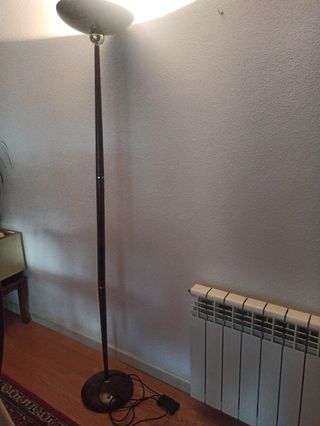Lámpara de pié