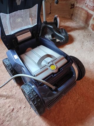 Limpiafondo automático Zodiac Alpha iQ RA6700.