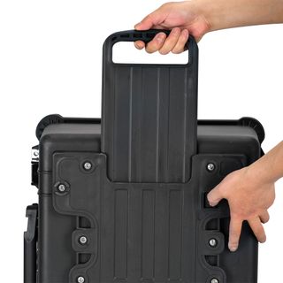 Maleta maletín con ruedas 63x50x30 (no Pelicase)