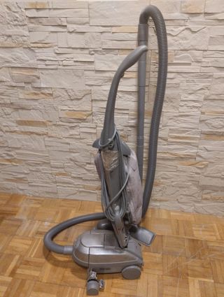 ASPIRADOR PROFESIONAL AMERICANO Kirby Sentria