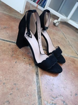 Tacones negro