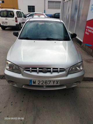 Hyundai Accent 2000