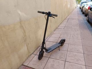 patinete electrico Xiaomi MI Electric Scooter Esse