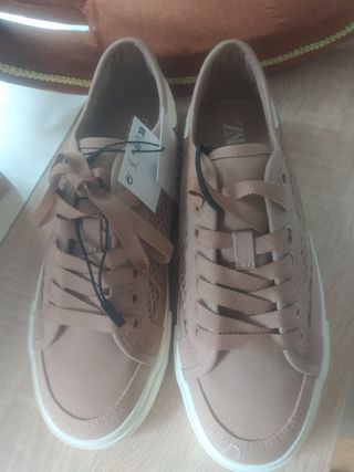Zapatillas deportivas Zara 