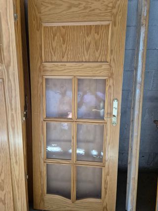 Lote de puertas interiores de madera