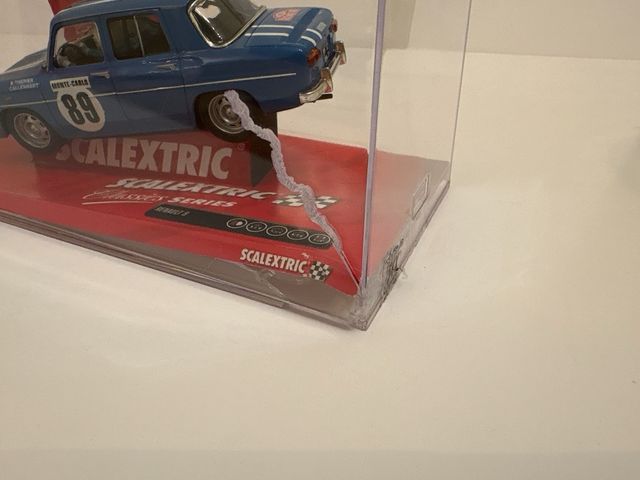 Renault R8 Scalextric azul #88