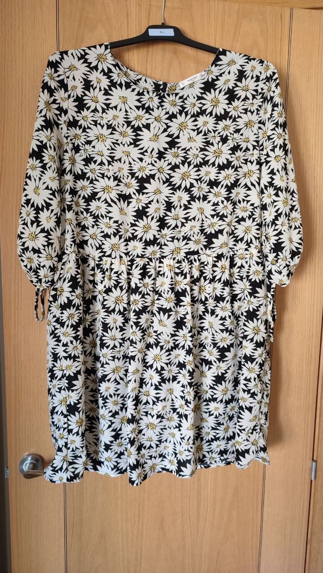 Vestido con pantalón Mango