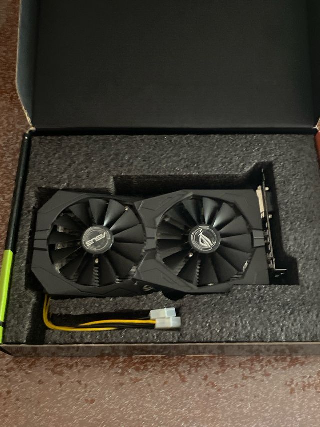 Scheda video Asus 1050ti