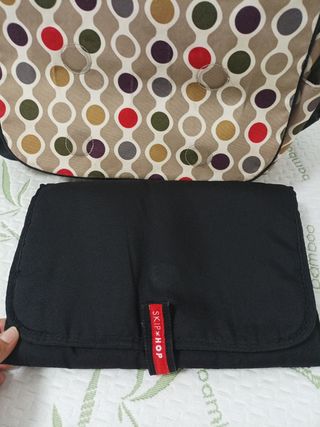 Bolso bebé Skip Hop