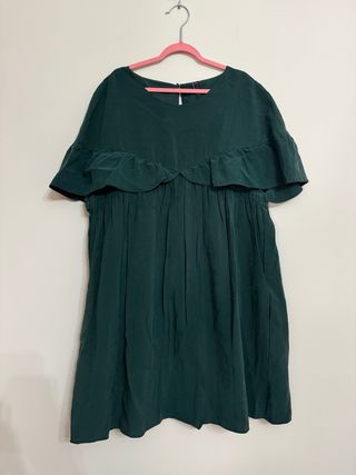 Vestido mono verde de zara 
