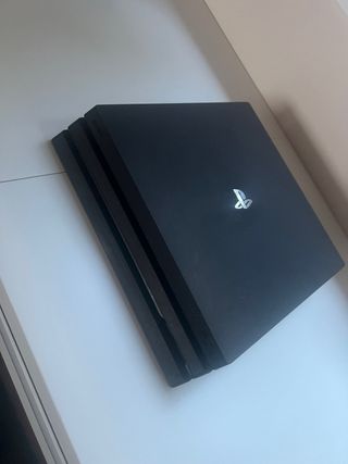 Play 4 pro viene con 20 juegos incluidos