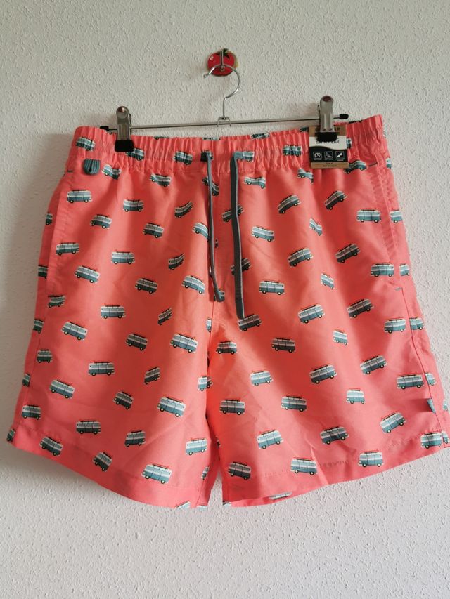 Bañador de chico talla M de Springfield nuevo.