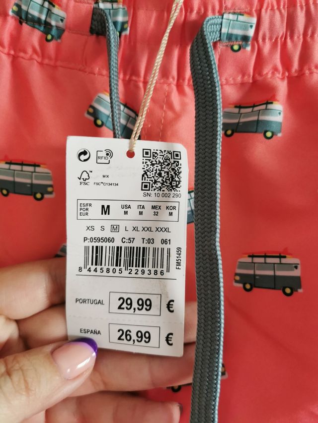 Bañador de chico talla M de Springfield nuevo.