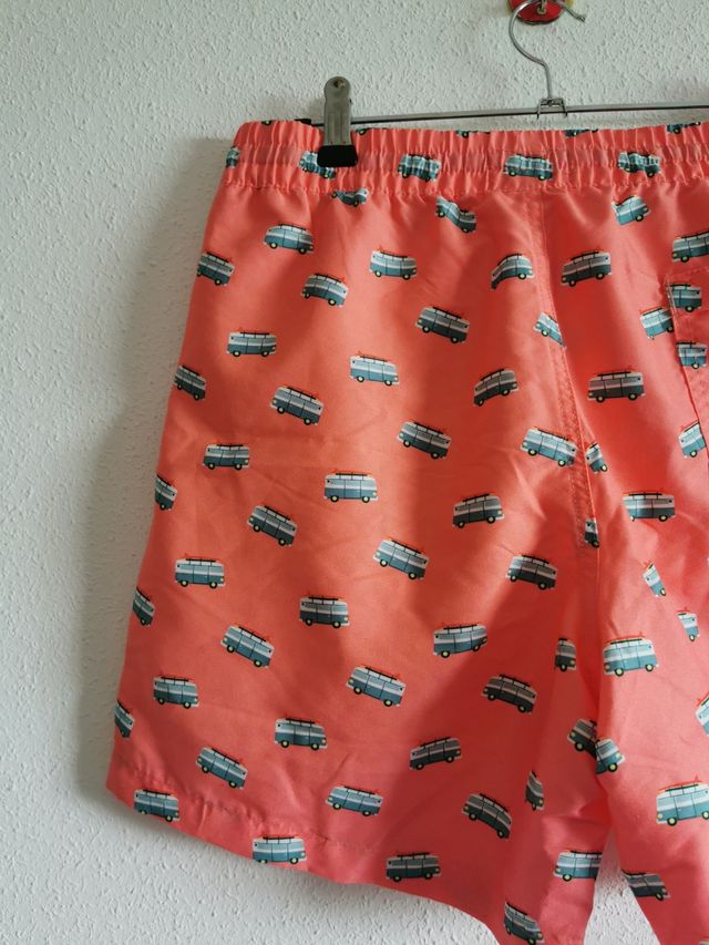 Bañador de chico talla M de Springfield nuevo.