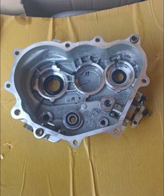 Carcasa trasera cambio BMW 1200 gs 2005