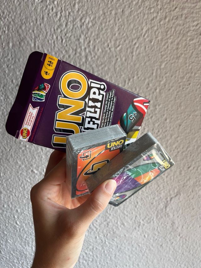 Juego UNO FLIP