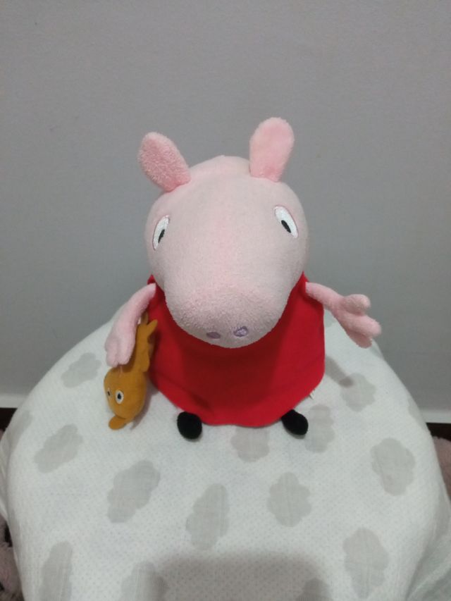 Brinquedo de pelúcia Peppa Pig - 30 cm
