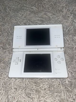 Nintendo DS lite