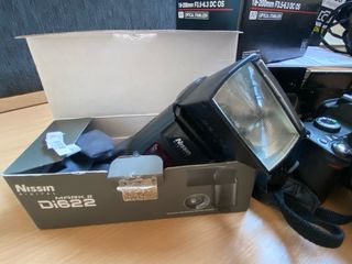 Nikon D60 + Flash + Objetivos + Trípode