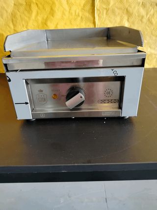 💥 Plancha Acero Eléctrica de 30 cm