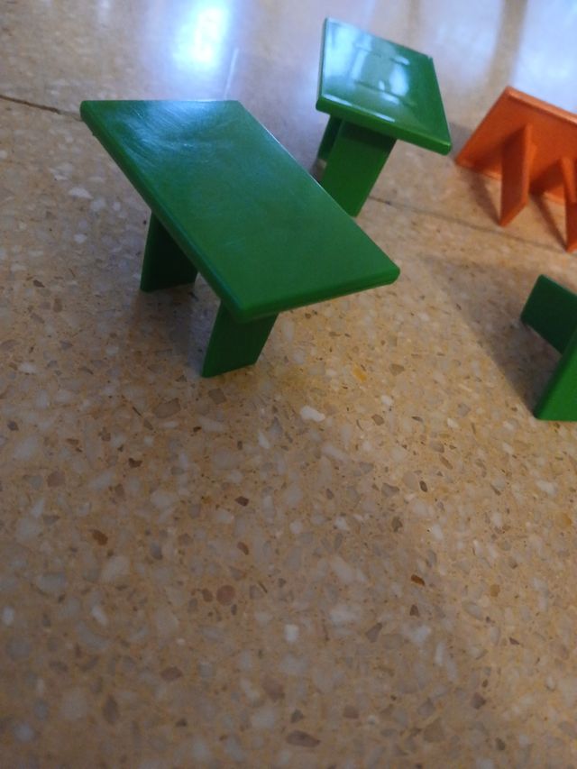 Playmobil lote  mesa para vehículos playmobil