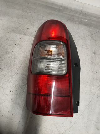 🟢PILOTO TRASERO IZQUIERDO OPEL SINTRA