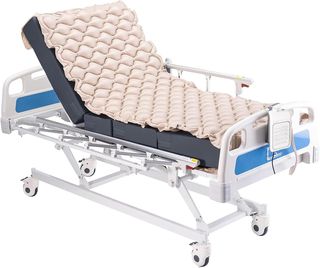 Materasso antidecubito con sistema di pompa a pressione