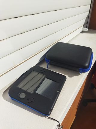 Nintendo 2DS 