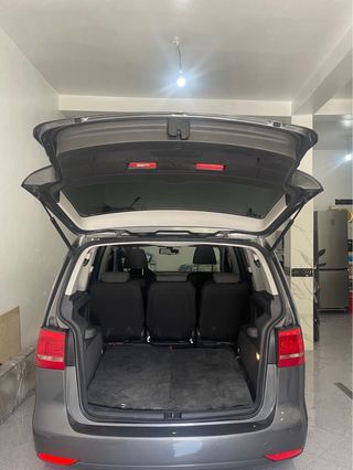 Volkswagen Touran 2011