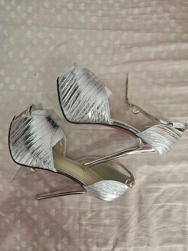 Sandalia tacon plataforma a estrenar 38