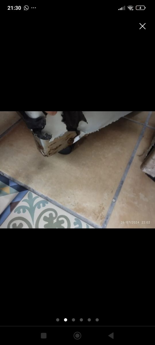 Carrito auxiliar. Una unidad disponible.