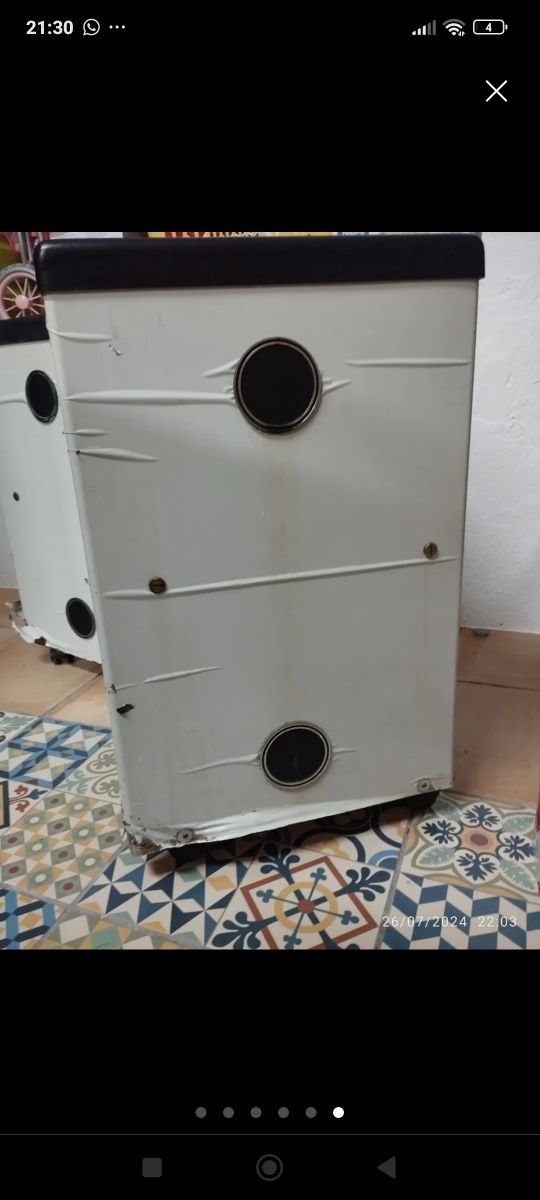 Carrito auxiliar. Una unidad disponible.