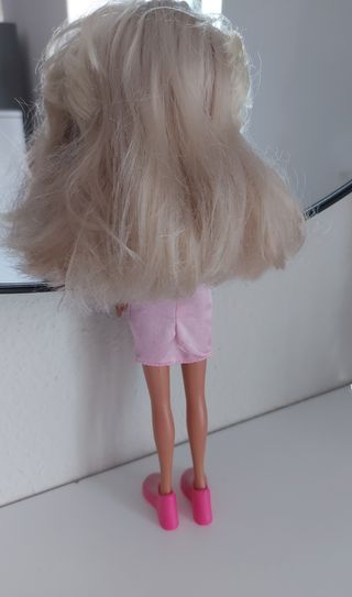 Due bambole Winx Flora e Stella rare da collezione