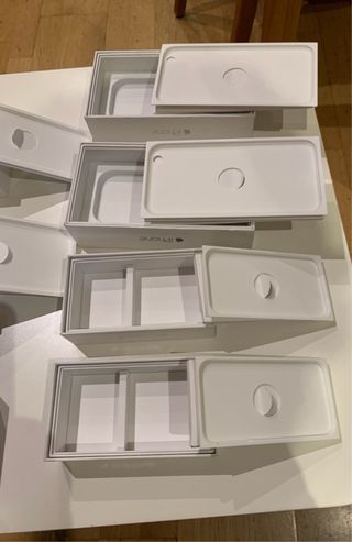 Caja iPhone