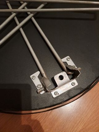 Mesa con patas plegables