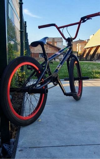 Bicicleta BMX