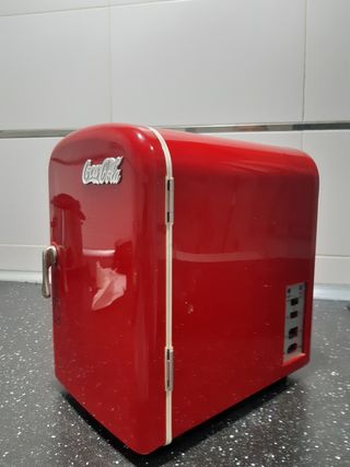 Mini nevera de frío y calor de cocacola 