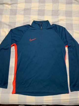 Chaqueta deportiva nike azul
