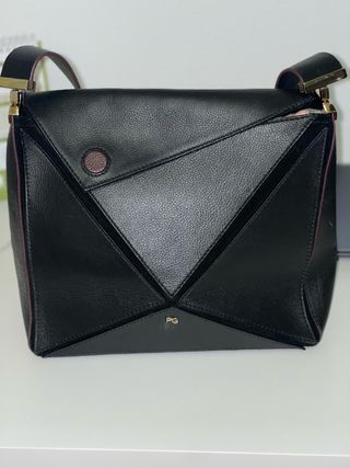 Bolso piel negro Purificación García 35€