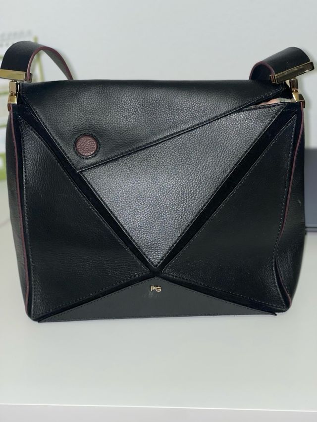Bolso piel negro Purificación García 35€